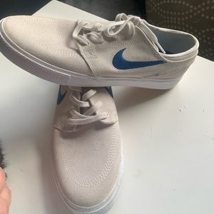 Mens white Nike
